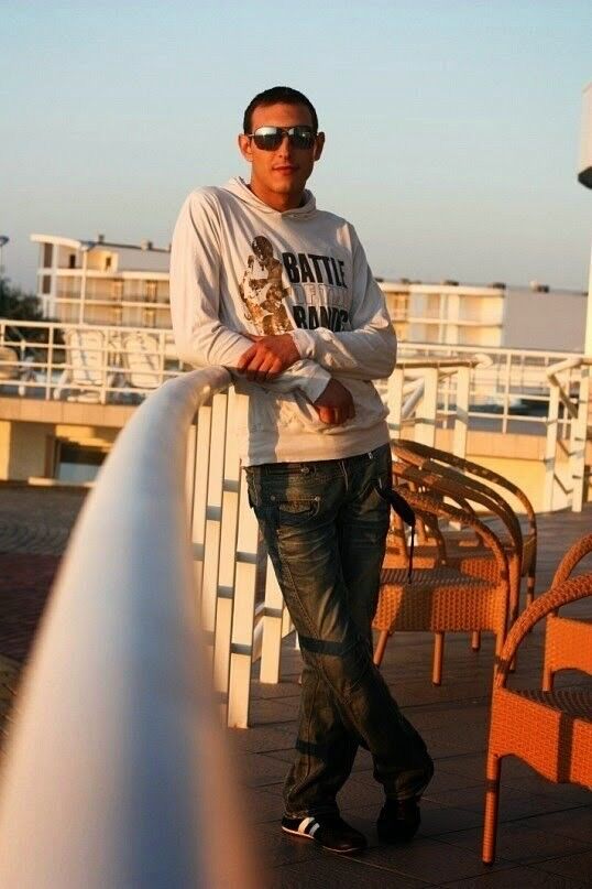  13556972  Lizunchick, 38 ,    