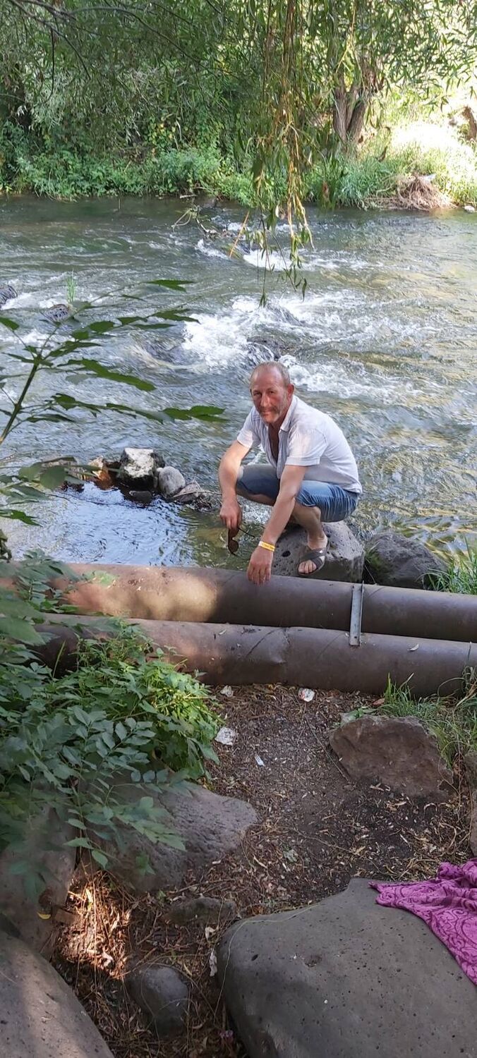  Bielany Wroclawskie,   Ruslan, 46 ,   ,   