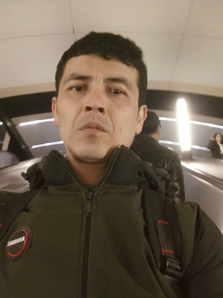  ,   Sultonbek, 38 ,   