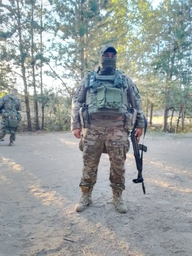  44396532  , 31 ,    --