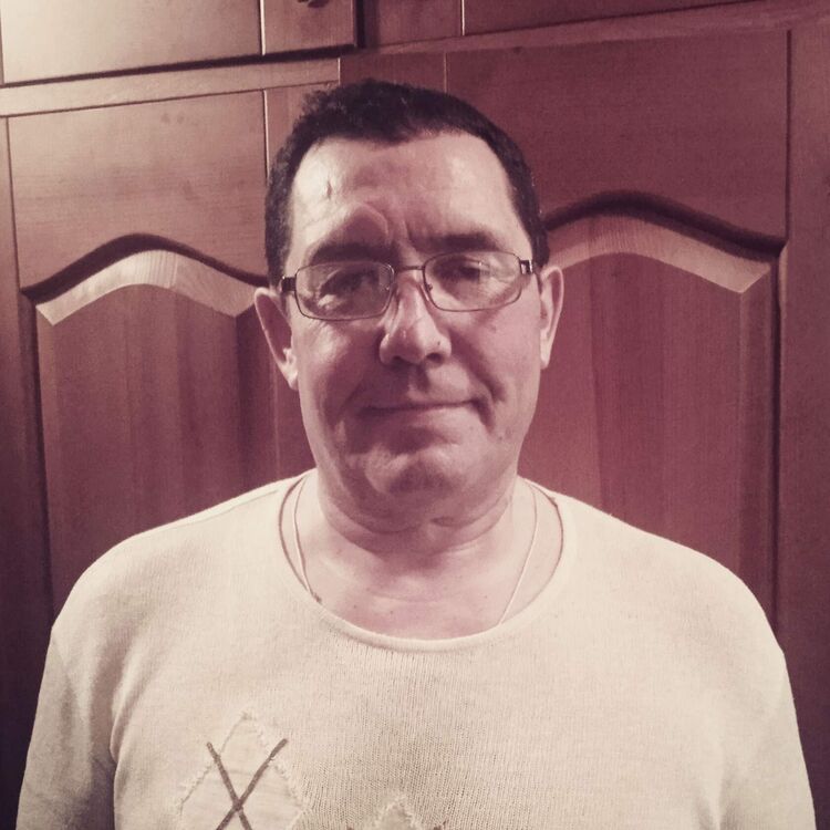  31693632  Alexander, 56 ,    