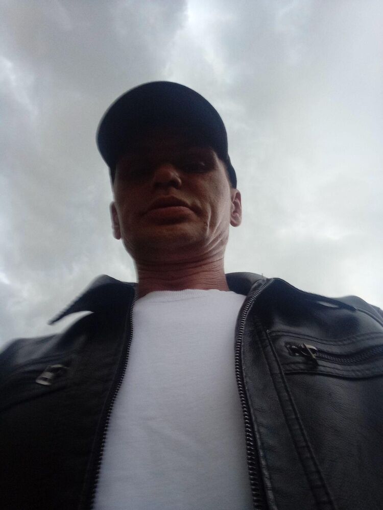 46772612  , 42 ,    