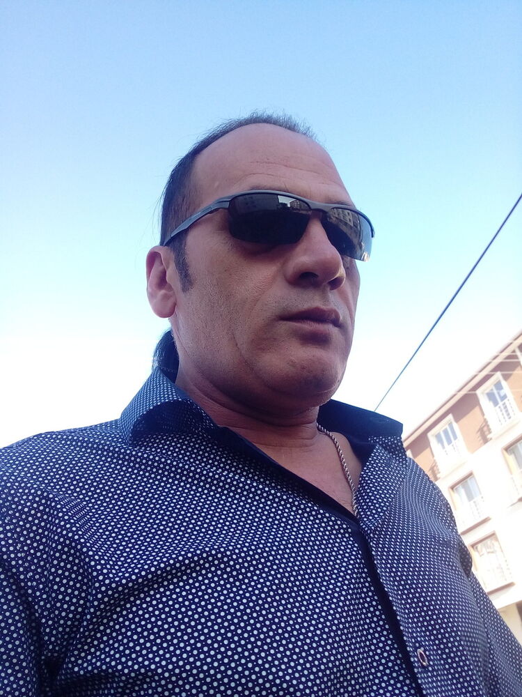  16764912  Saban, 55 ,    