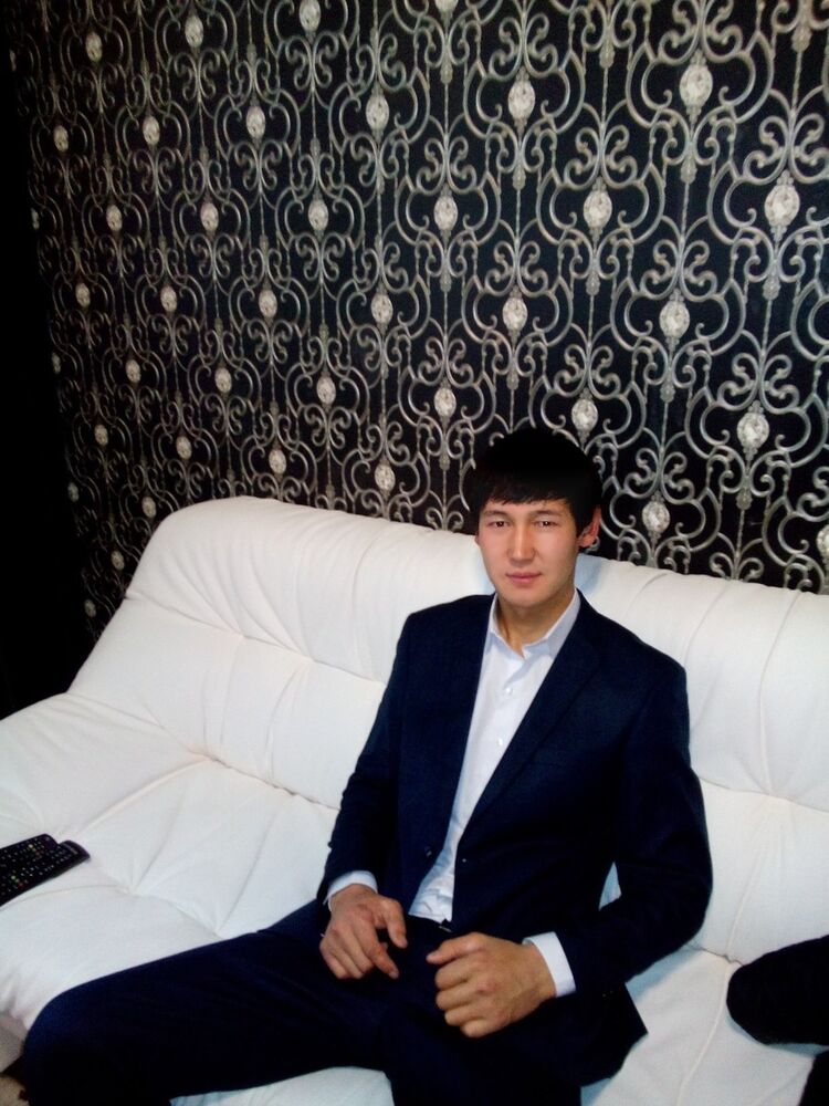  Targu Jiu,   , 37 ,   ,   , c 