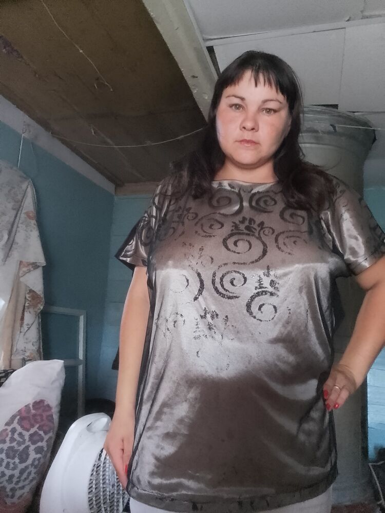  45650232  Nvanova , 32 ,    