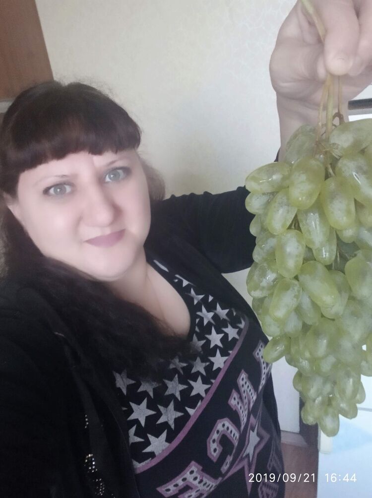  34594322  Yana, 40 ,    