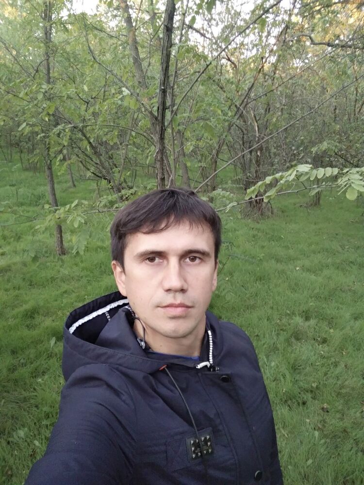  15516762  Serge, 38 ,    