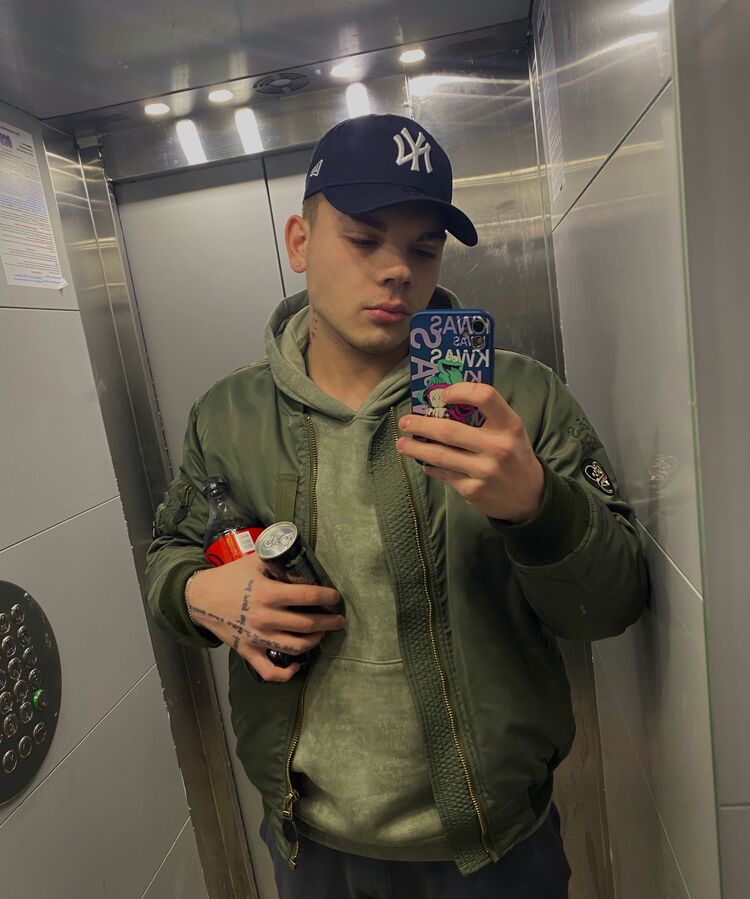  ,   Ѹ, 21 ,   ,   