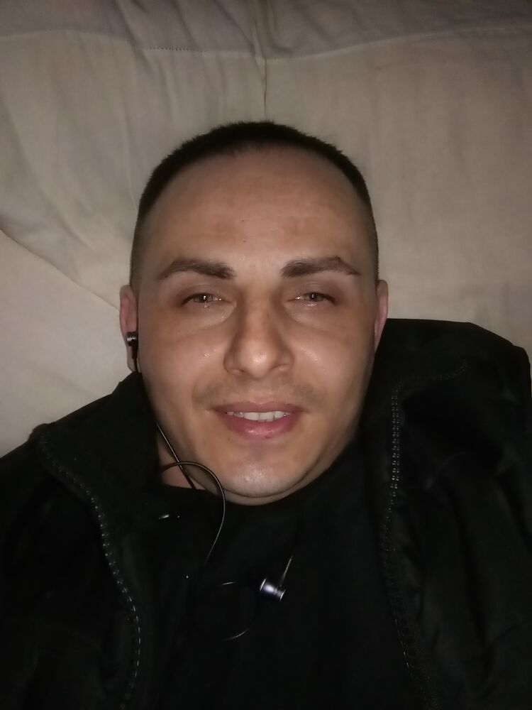  44639222  Vladimir, 35 ,    