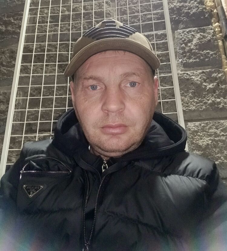 ���� 40214772 ������� Artem, 47 ���, ���� ���������� � �������������