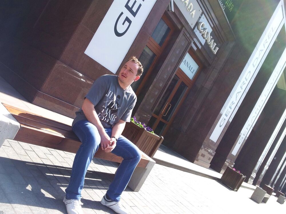  ,   Vicktor, 36 ,   ,   , c 
