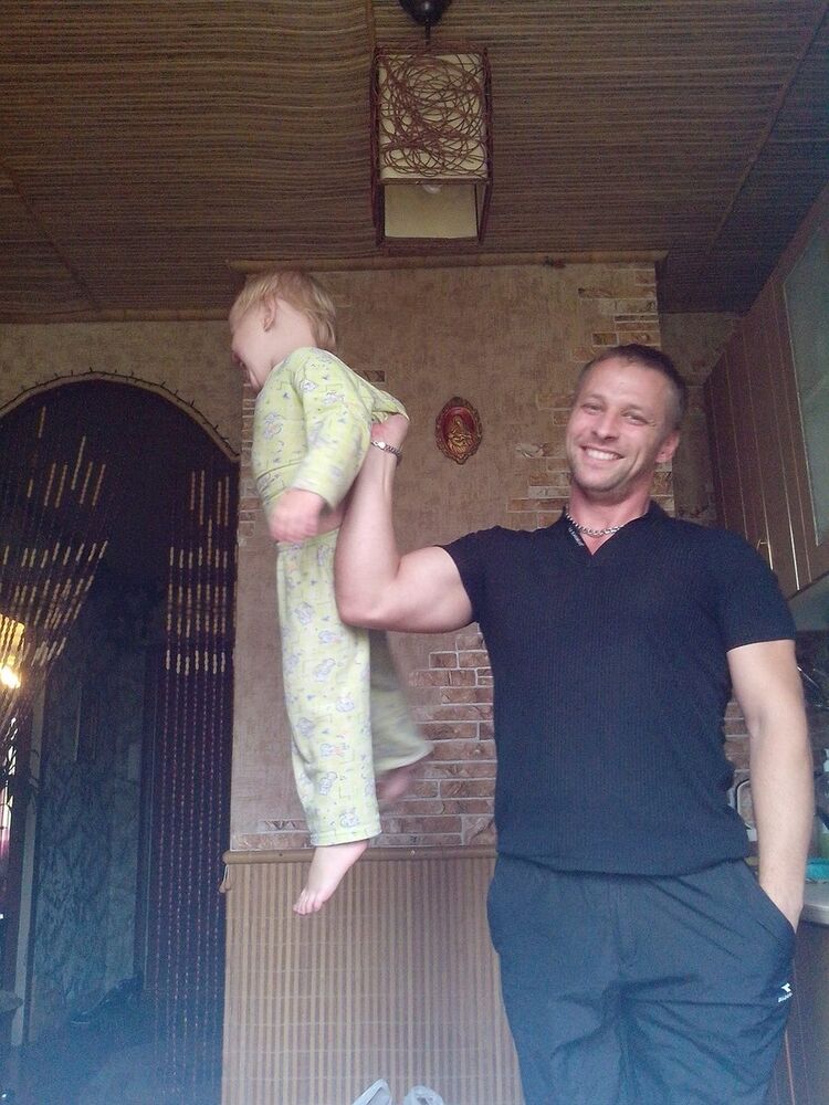  ,   SKLYAR, 44 ,   