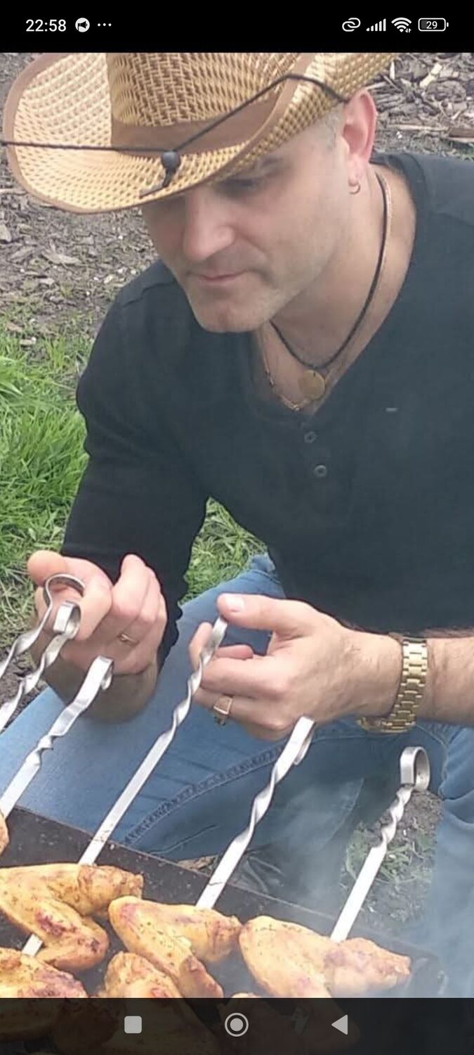  54189782  Martin, 46 ,    