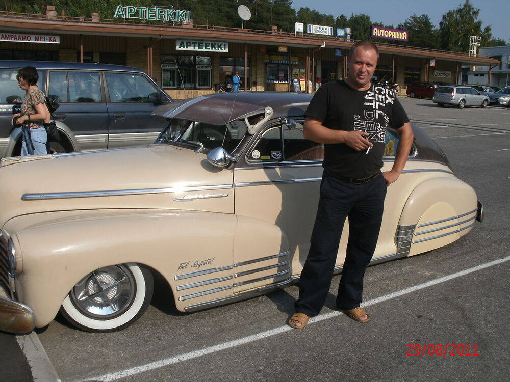  4007322  Viktor, 48 ,    -