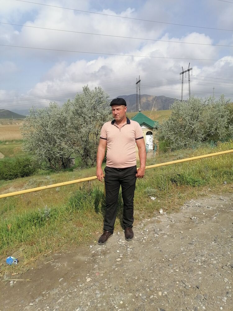  37163442  , 47 ,    