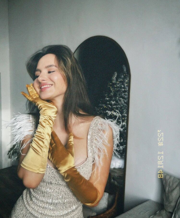  54764432  , 29 ,    Alanya