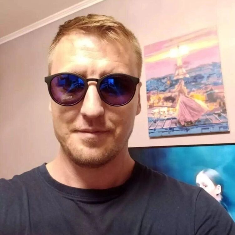  35866812  , 43 ,    