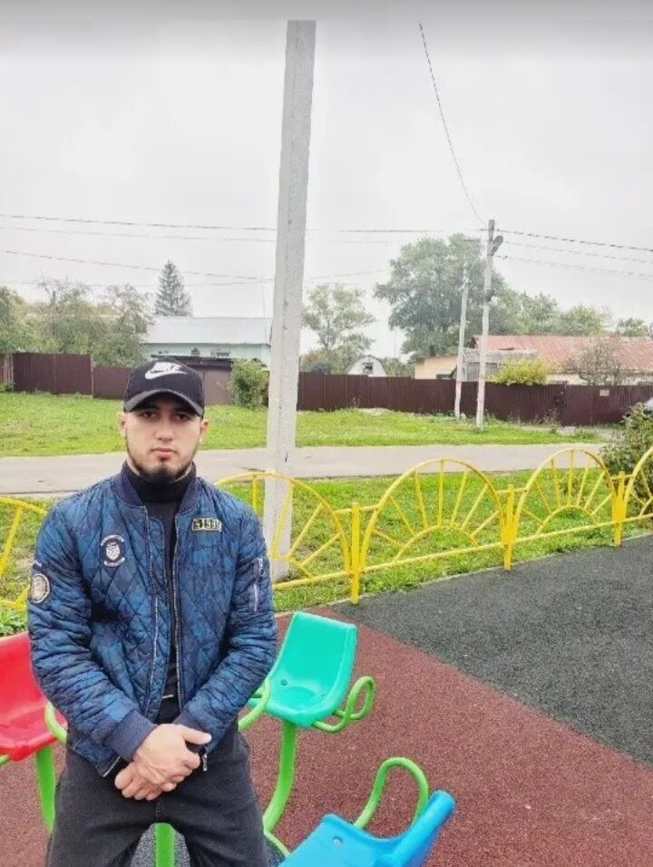  38569432  , 25 ,    
