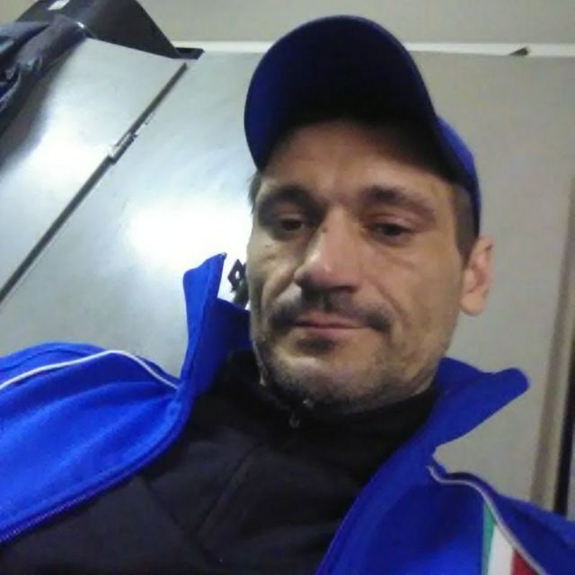  31807382  , 44 ,    