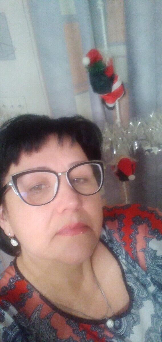  21978342  Olga, 60 ,    