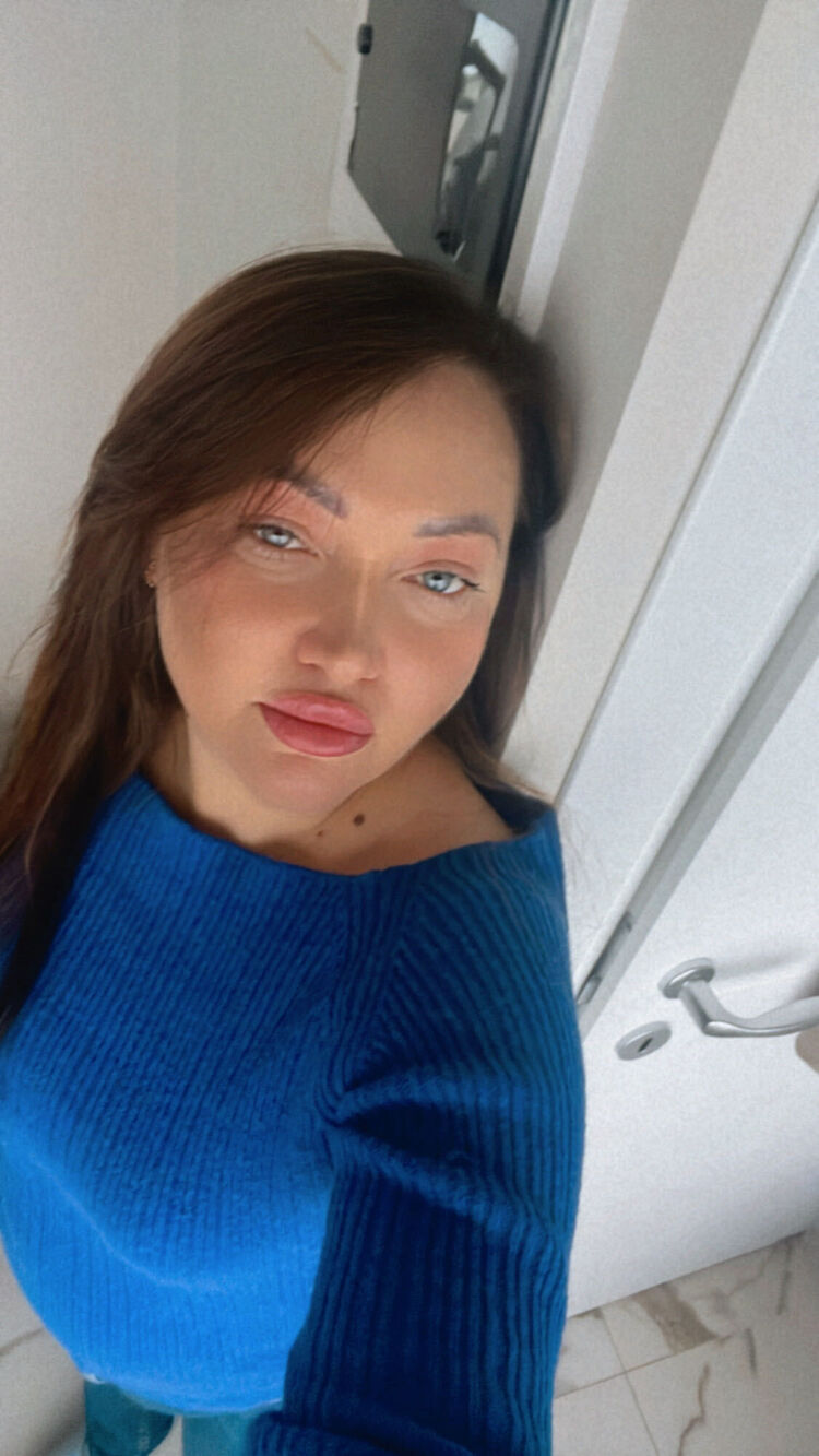 ���������� Novate Milanese, ���� ������� Tetiana, 49 ���, ������������ ��� ����� � ���������, c�������� ���������