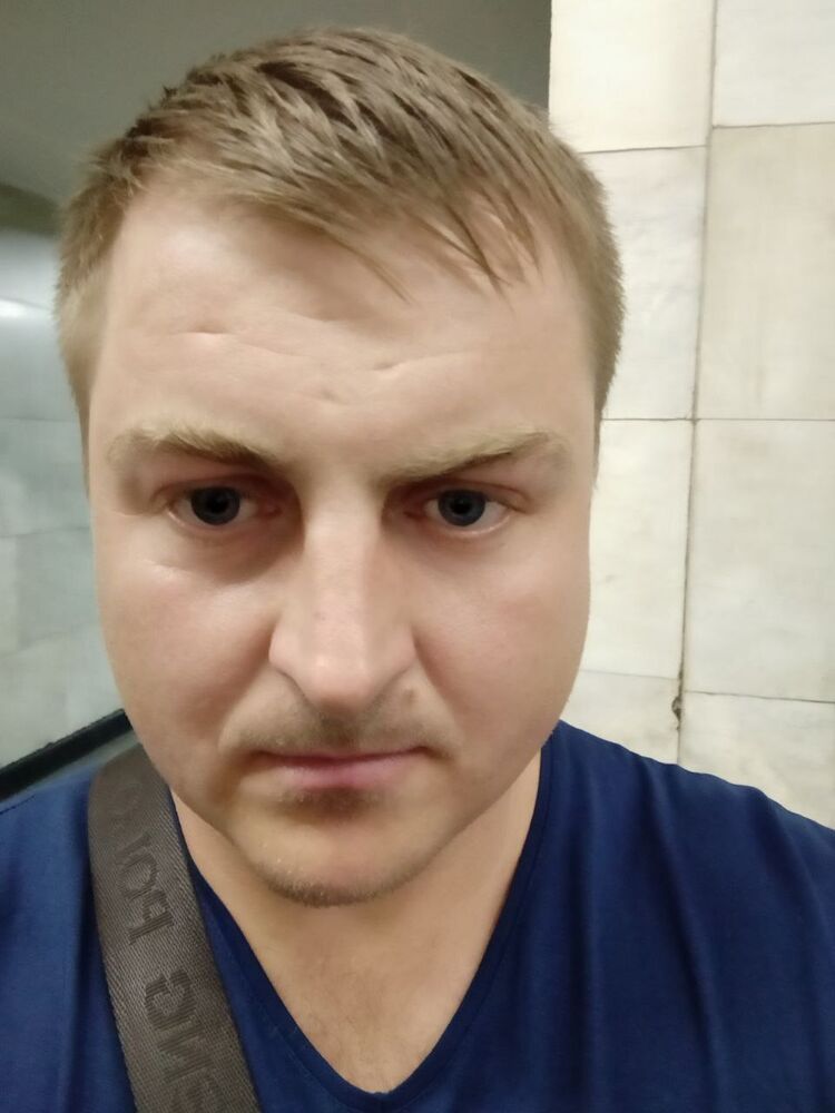  27339422  Mihka, 40 ,    