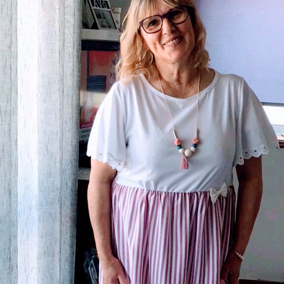  45573632  Helen, 35 ,    Harcourt