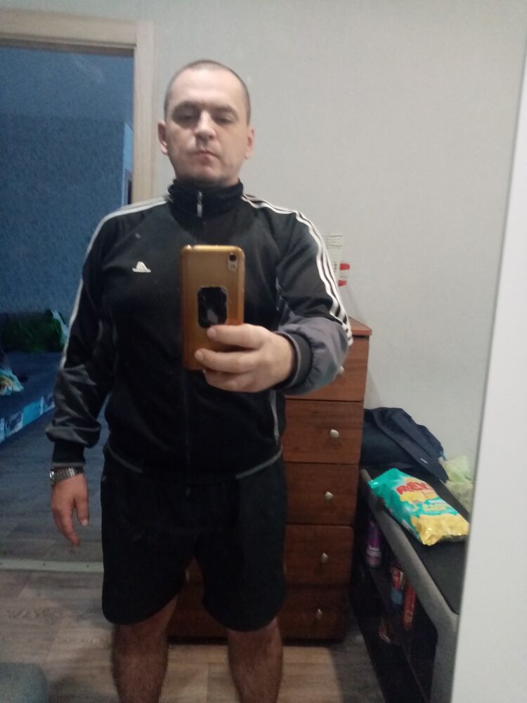  40486962  , 42 ,    