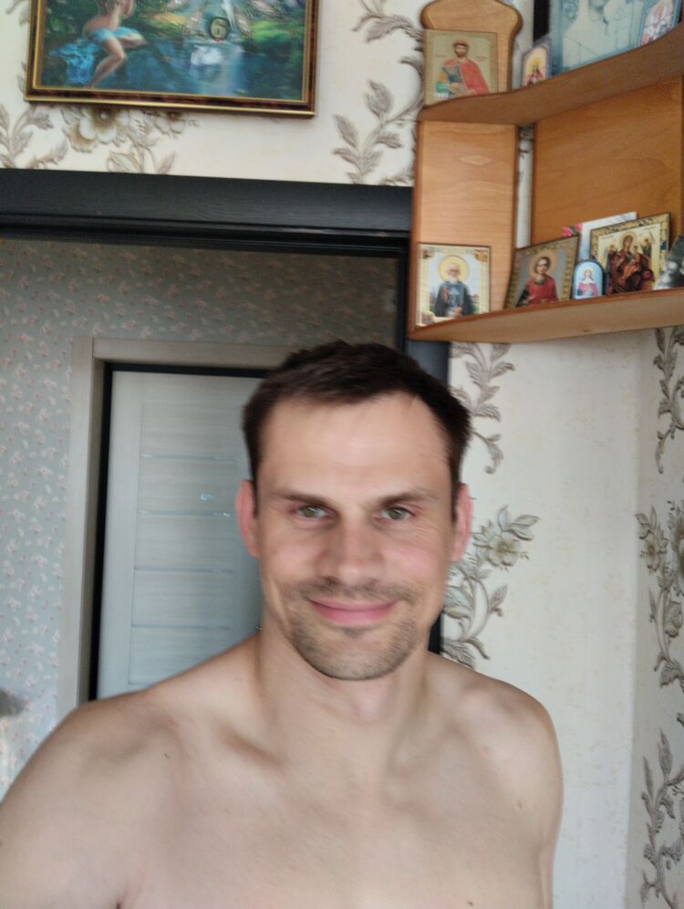  46043172  , 38 ,    