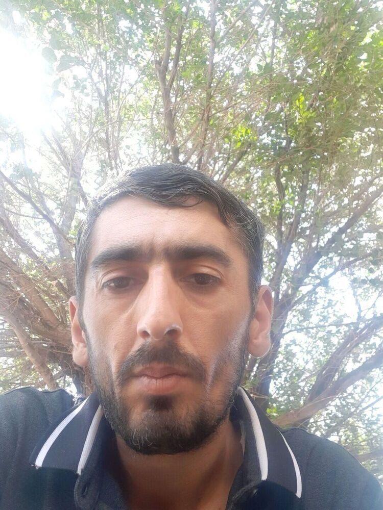  ,   Rob, 24 ,   ,   