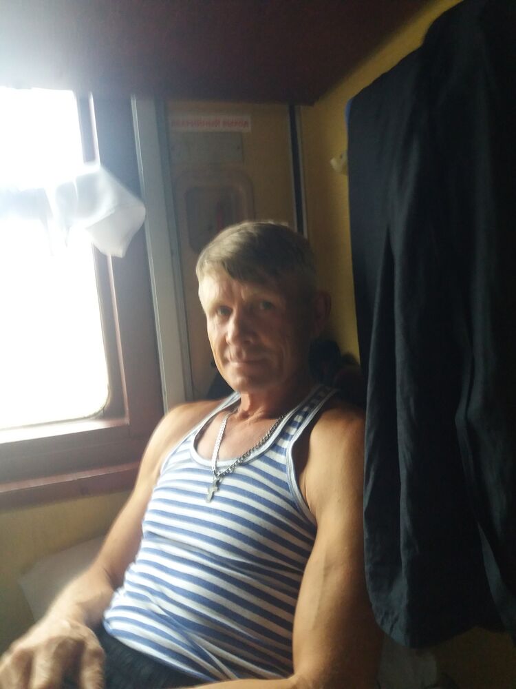  30298032  Vyacheslav, 51 ,    