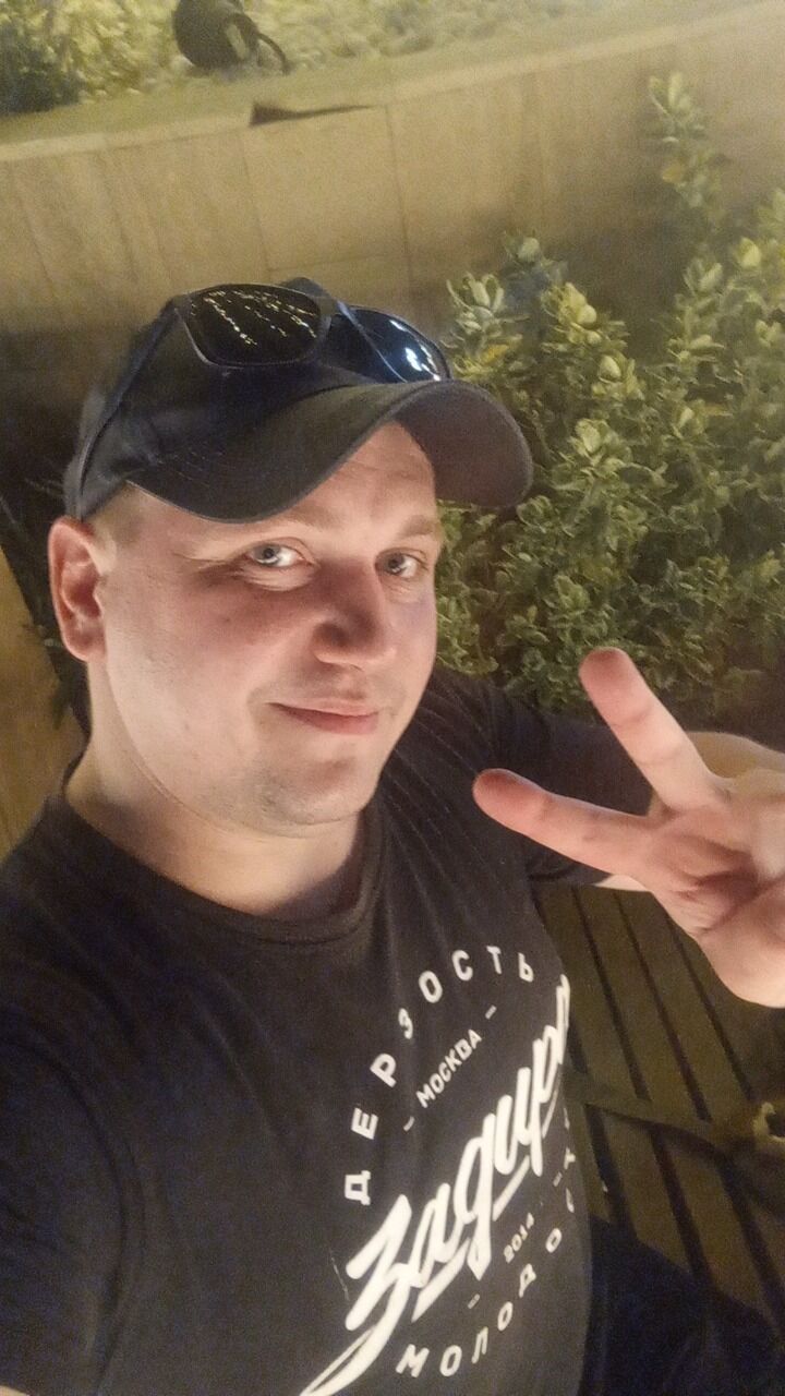  44599302  , 34 ,    