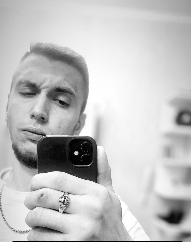  48670092  , 23 ,    