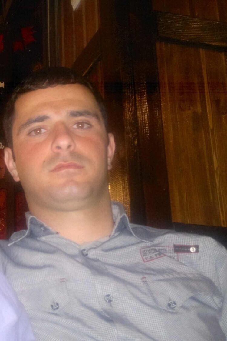 ,   Sardar, 38 ,   ,   