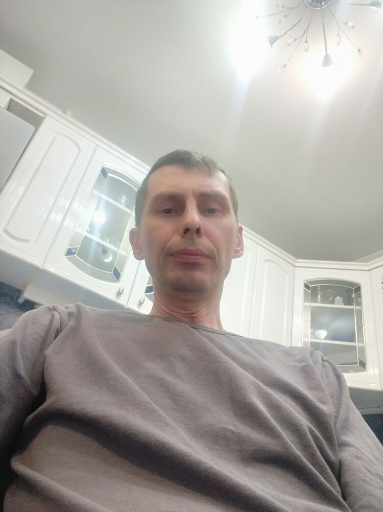  33282412  , 49 ,    