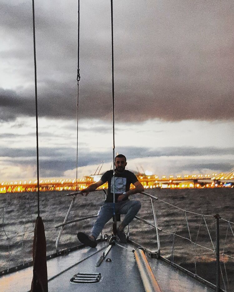  28186022  , 39 ,    -