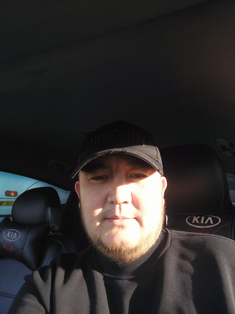  47496542  Kamil, 38 ,    
