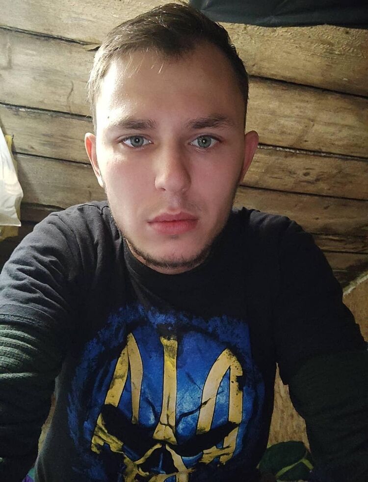  44305502  , 25 ,    