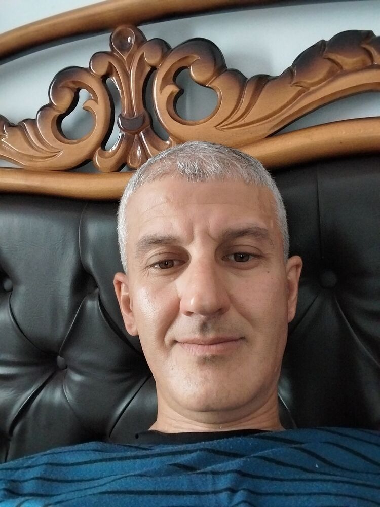  45743972  , 48 ,    