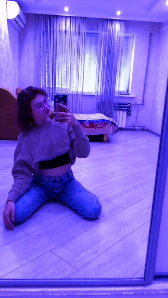  39920232  Elizaveta, 19 ,    