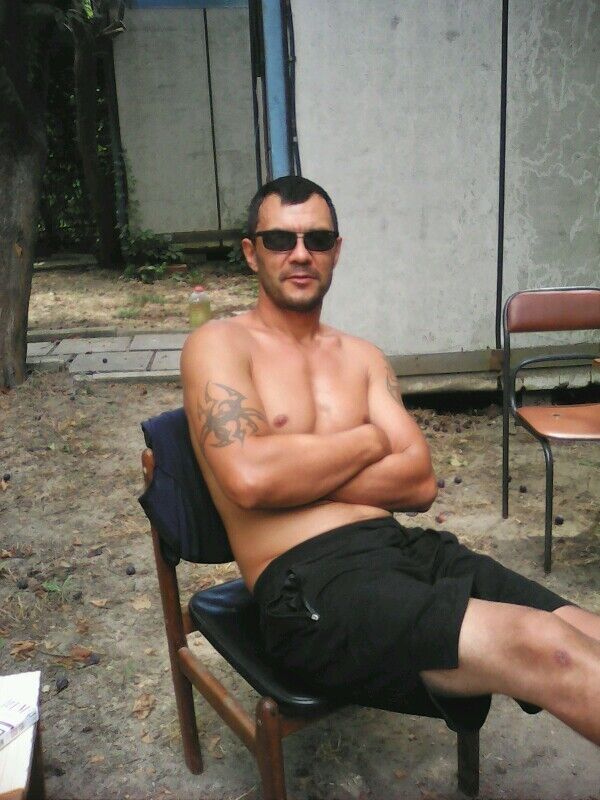  9532632  Albert, 44 ,    --