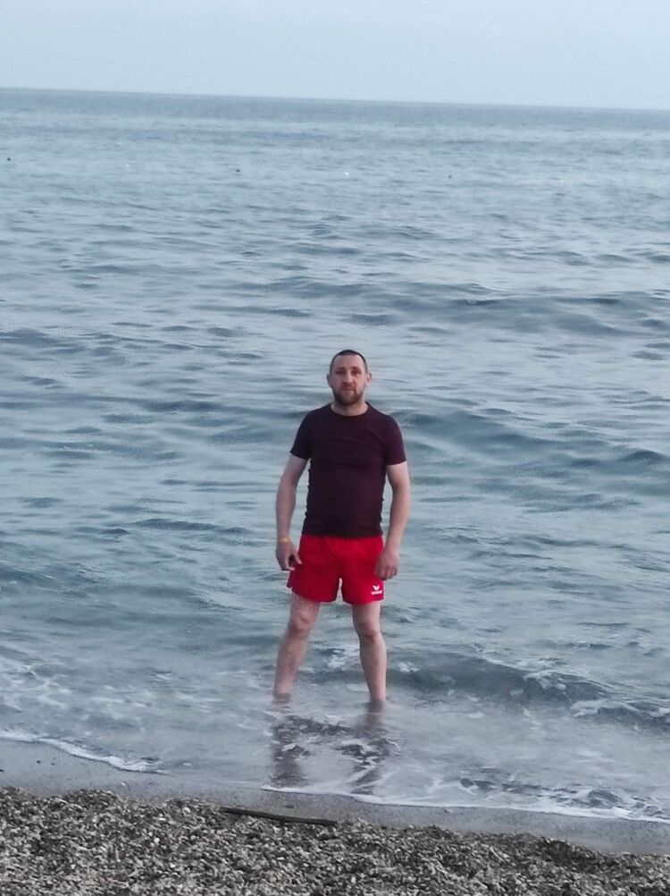  27027572  Dima, 35 ,    