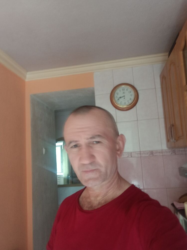  52406062  , 46 ,    