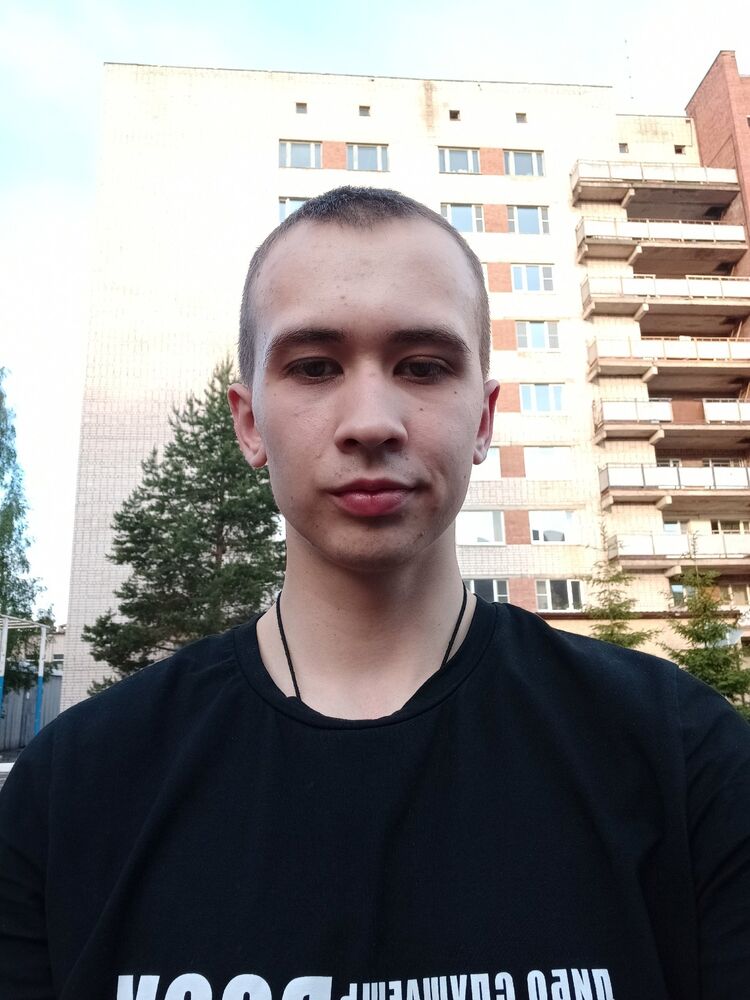  43811222  , 20 ,    