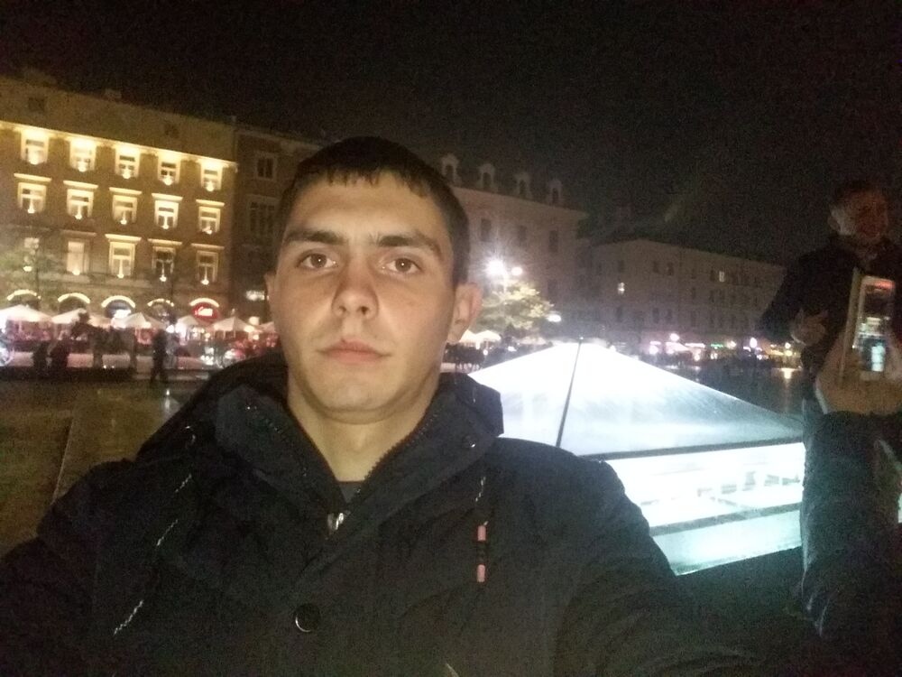  50800482  Artem, 26 ,     