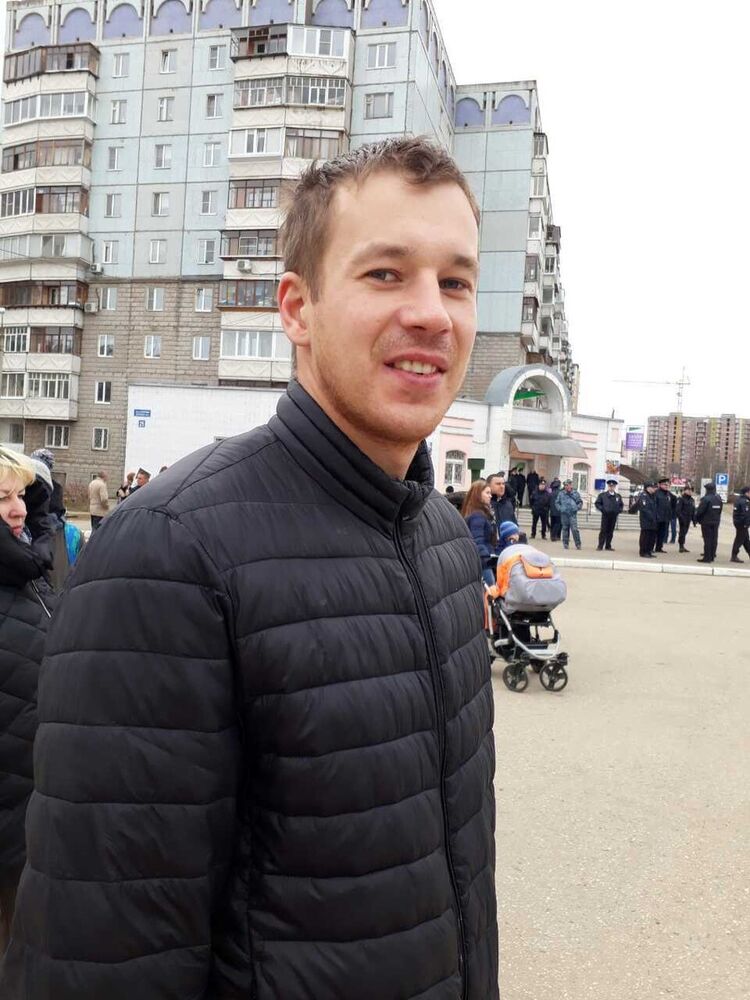  9520112  Aleksey, 40 ,    