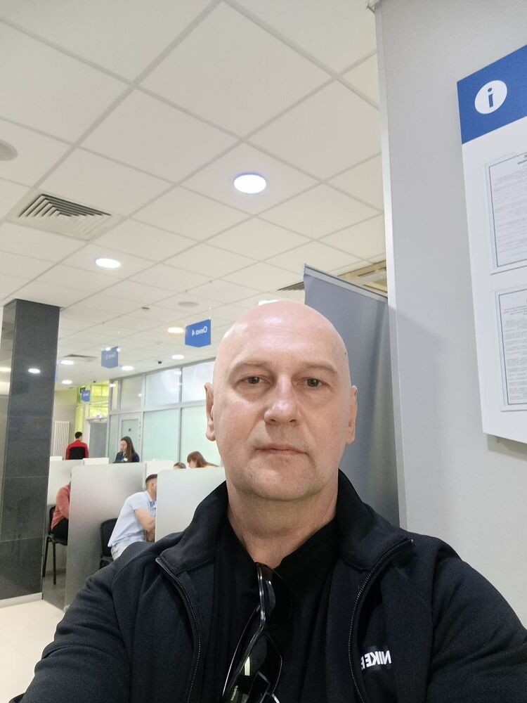  ,   Gosha, 54 ,   ,   , c 