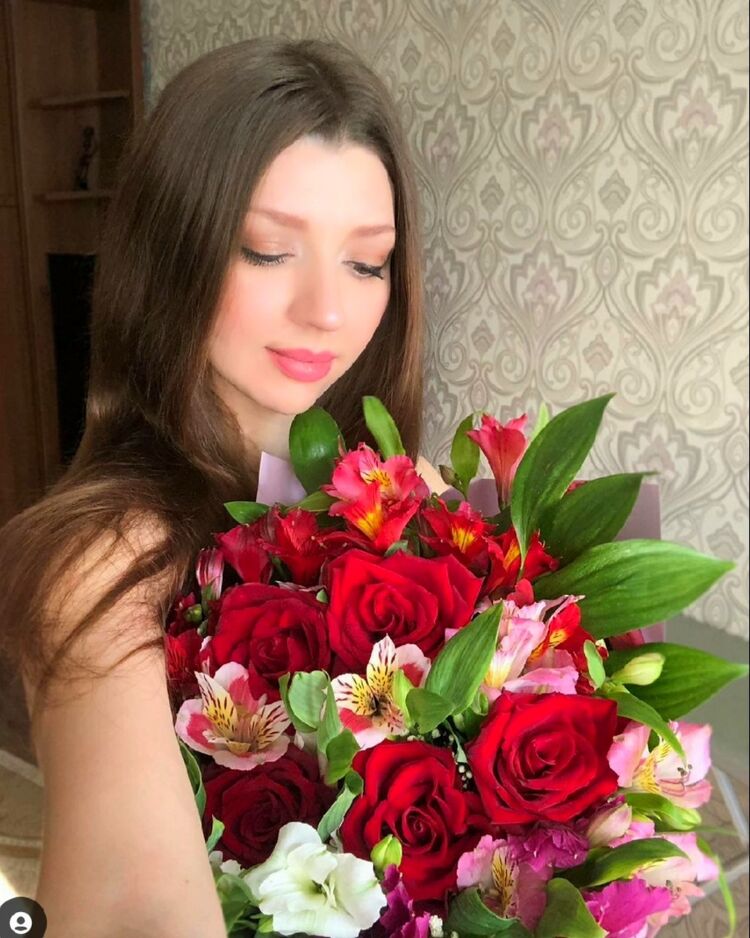  31011422  , 30 ,    -