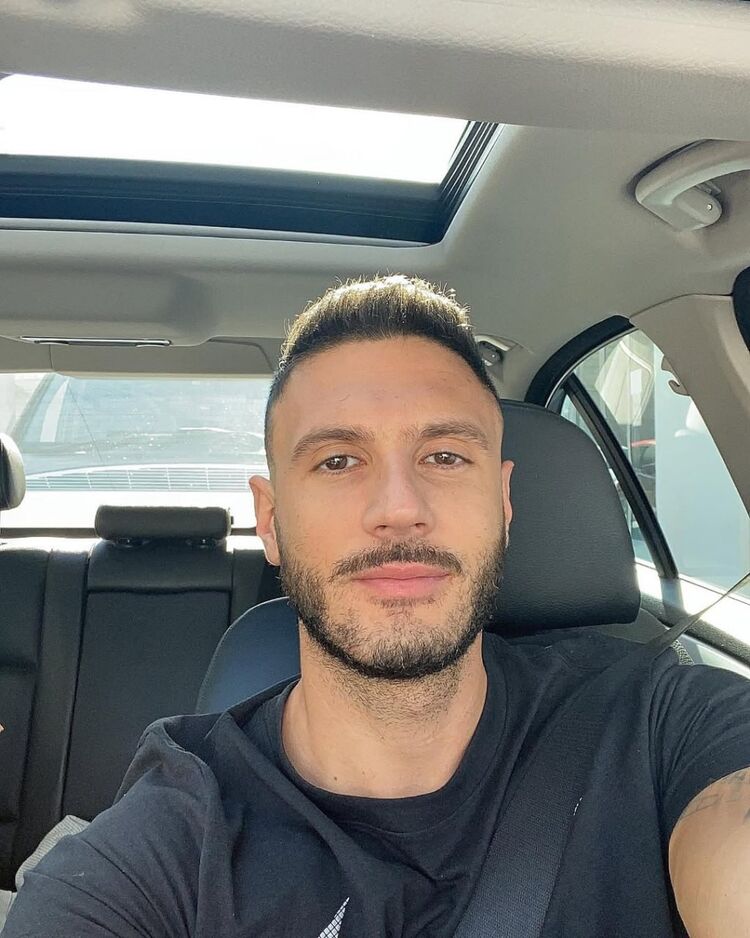  53322272  , 36 ,    -