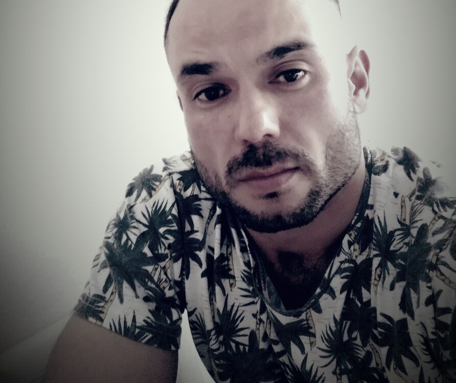  ,   , 37 ,   c , 
